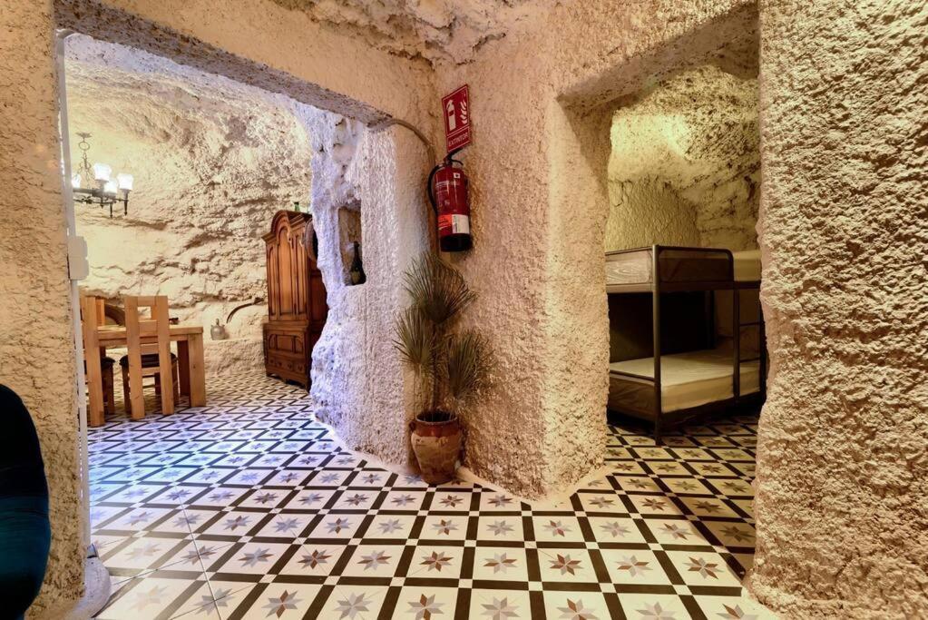 Villa Cueva Con Jacuzzi A 20 Minutos De Valencia Benaguacil Exterior foto
